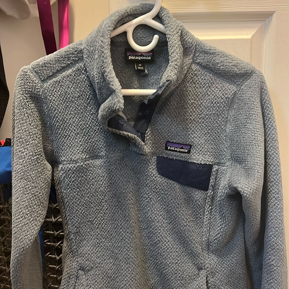 Patagonia pullover- great condition